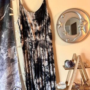 Olivia Rae Black and Gray Tie-Dye Dress